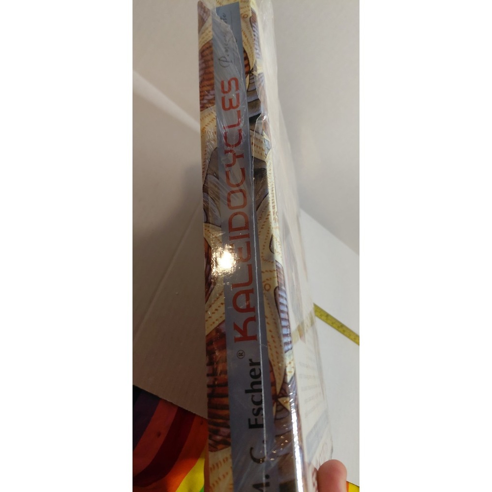 Pomegranate M.C. Escher Kaleidocycles by Doris Schattschneider & Wallace Walker. - Picture 12 of 15